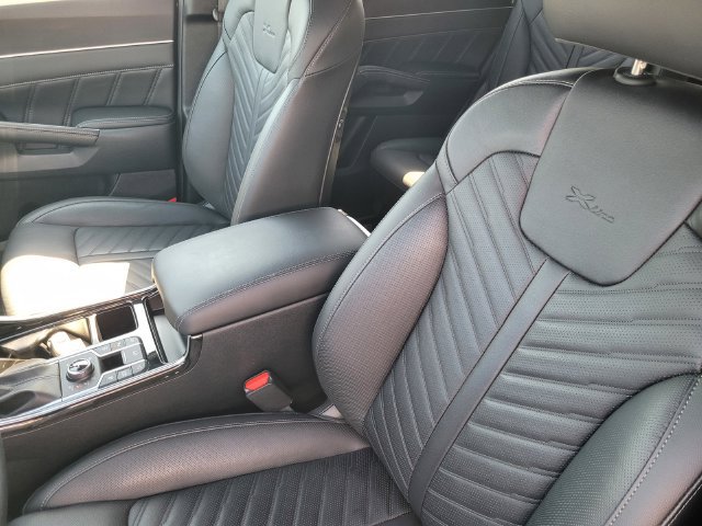 Used 2026 Kia Sorento SX AWD/4WD image 11