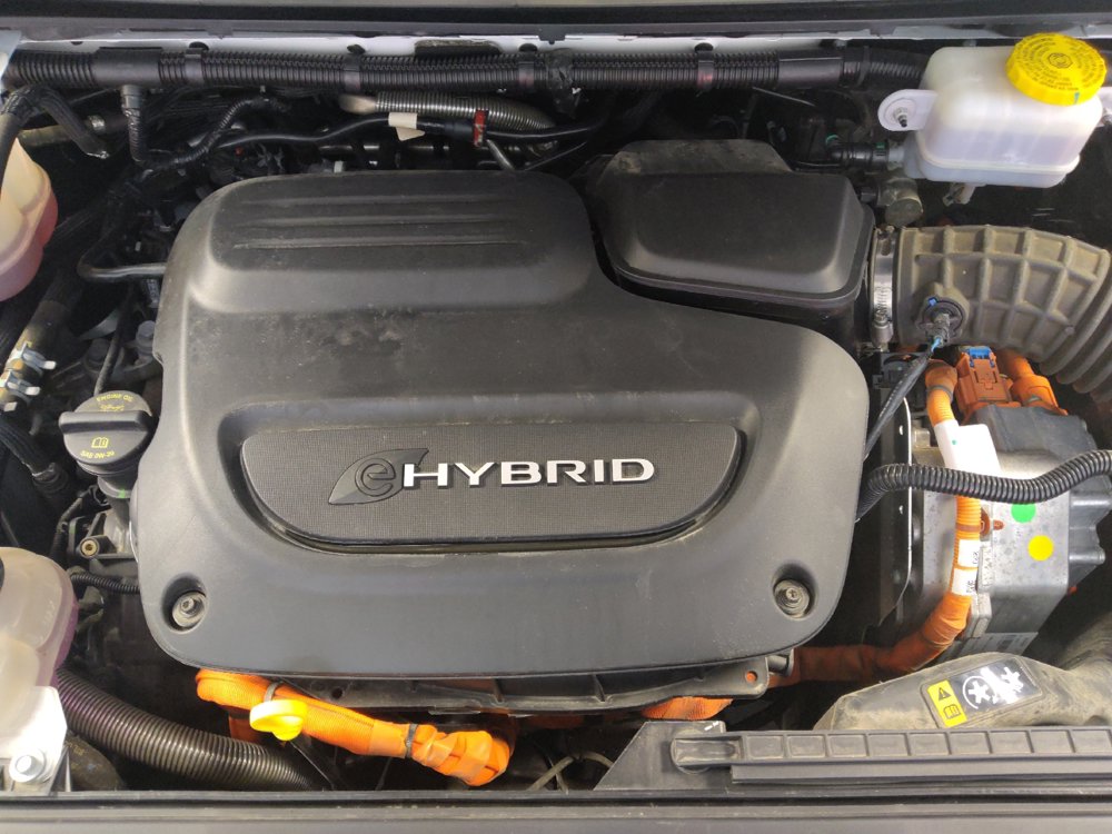 Used 2024 Chrysler Pacifica Limited FWD image 30