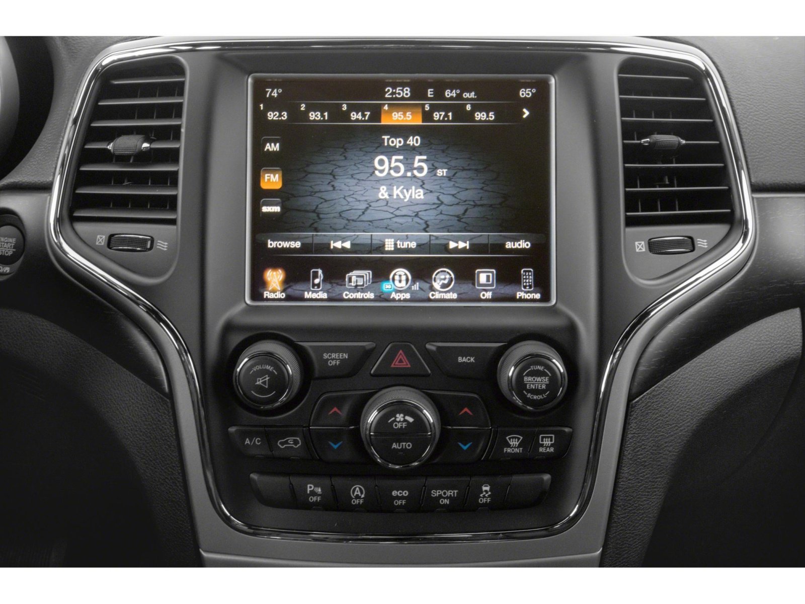 Used 2018 Jeep Grand Cherokee Altitude AWD/4WD image 7