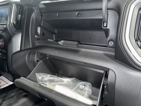 Used 2020 Chevrolet Silverado 1500 LT w/ All-Star Edition image 17