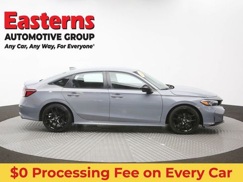 Used 2025 Honda Civic Sport image 44