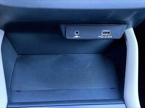 Used 2025 Subaru Forester image 28