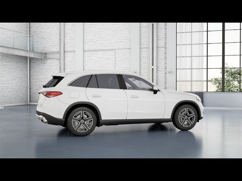 Certified 2026 Mercedes-Benz GLC 300 4MATIC image 13