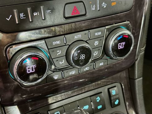 Used 2017 Buick Enclave Premium w/ Experience Buick Package AWD/4WD image 14