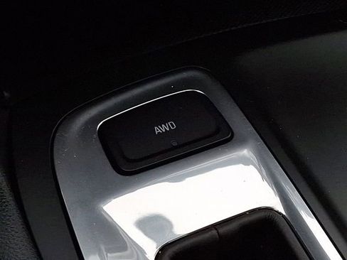 Used 2021 Chevrolet Equinox LT AWD/4WD image 25