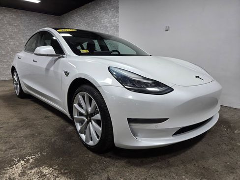 Used 2020 Tesla Model 3 Performance AWD/4WD image 4
