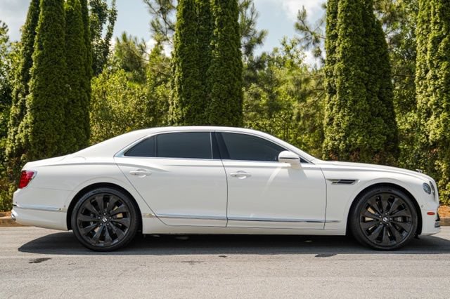 Used 2022 Bentley Flying Spur V8 AWD/4WD image 12