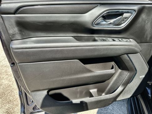 Used 2023 GMC Yukon AT4 w/ LPO, Floor Liner Package image 21