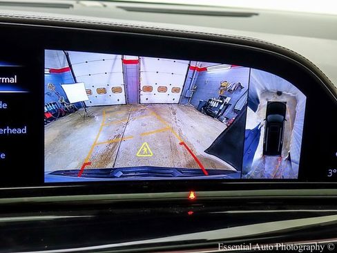 Certified 2024 Cadillac Escalade Sport w/ LPO, ONYX Package image 17