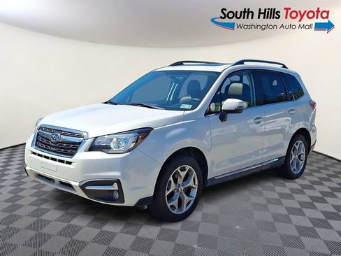 Used 2018 Subaru Forester 2.5i Touring AWD/4WD image 3
