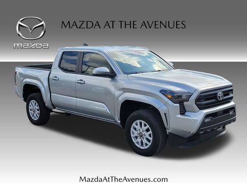 Used 2024 Toyota Tacoma SR5 image 3