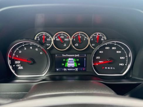 Used 2022 Chevrolet Silverado 1500 LT AWD/4WD image 20