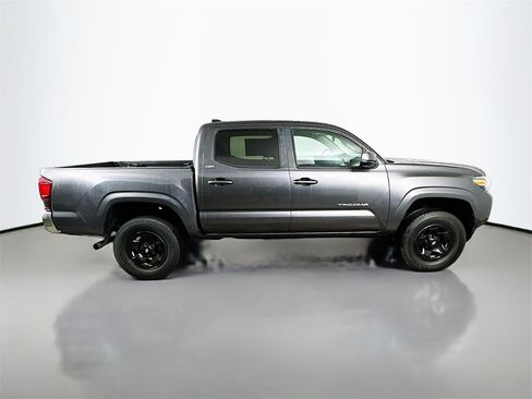 Used 2022 Toyota Tacoma SR5 image 6