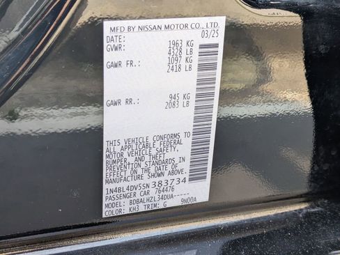 Used 2025 Nissan Altima 2.5 SV image 34