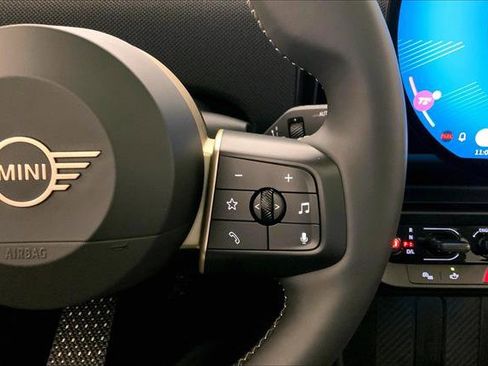 Certified 2025 MINI Cooper S image 19