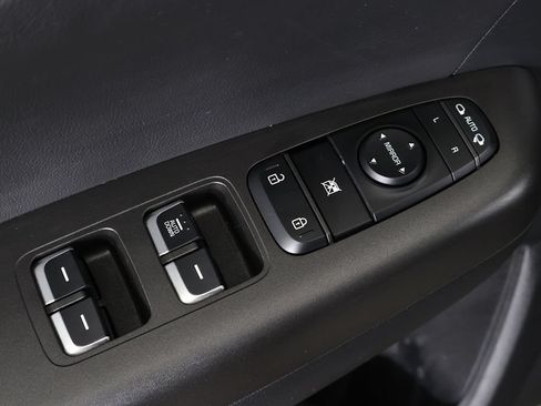 Used 2022 Kia Sportage Nightfall Edition FWD image 33