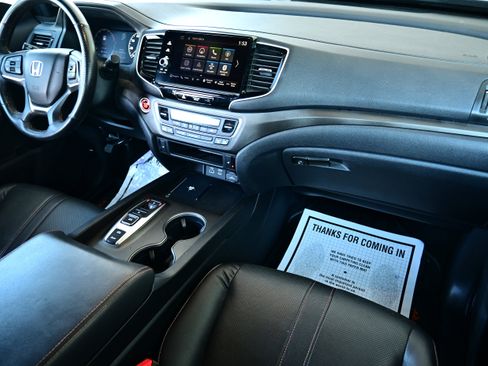Used 2025 Honda Ridgeline TrailSport image 19
