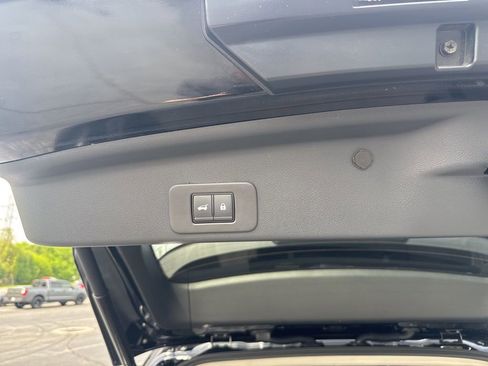Used 2025 Nissan Murano SL AWD/4WD image 11