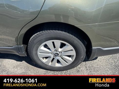 Used 2018 Subaru Outback 2.5i Premium AWD/4WD image 14
