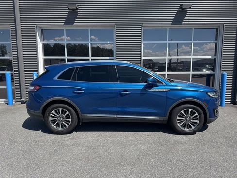 Used 2020 Lincoln Nautilus Reserve FWD image 4