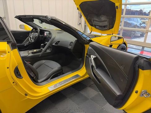 Used 2015 Chevrolet Corvette Stingray Coupe RWD image 20