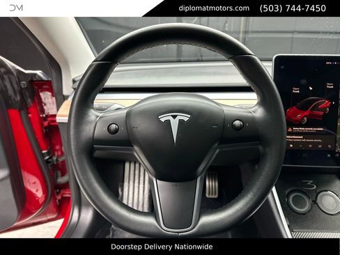 Used 2018 Tesla Model 3 Performance image 26