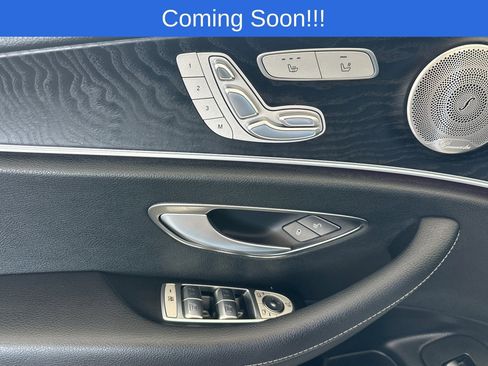 Used 2019 Mercedes-Benz E 300 image 10