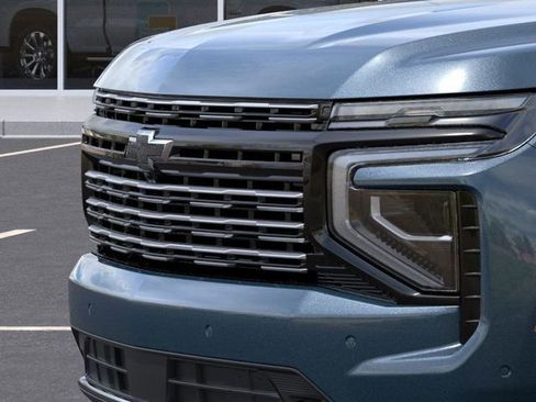 New 2026 Chevrolet Suburban High Country image 13
