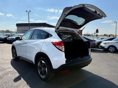 Used 2018 Honda HR-V EX image 39