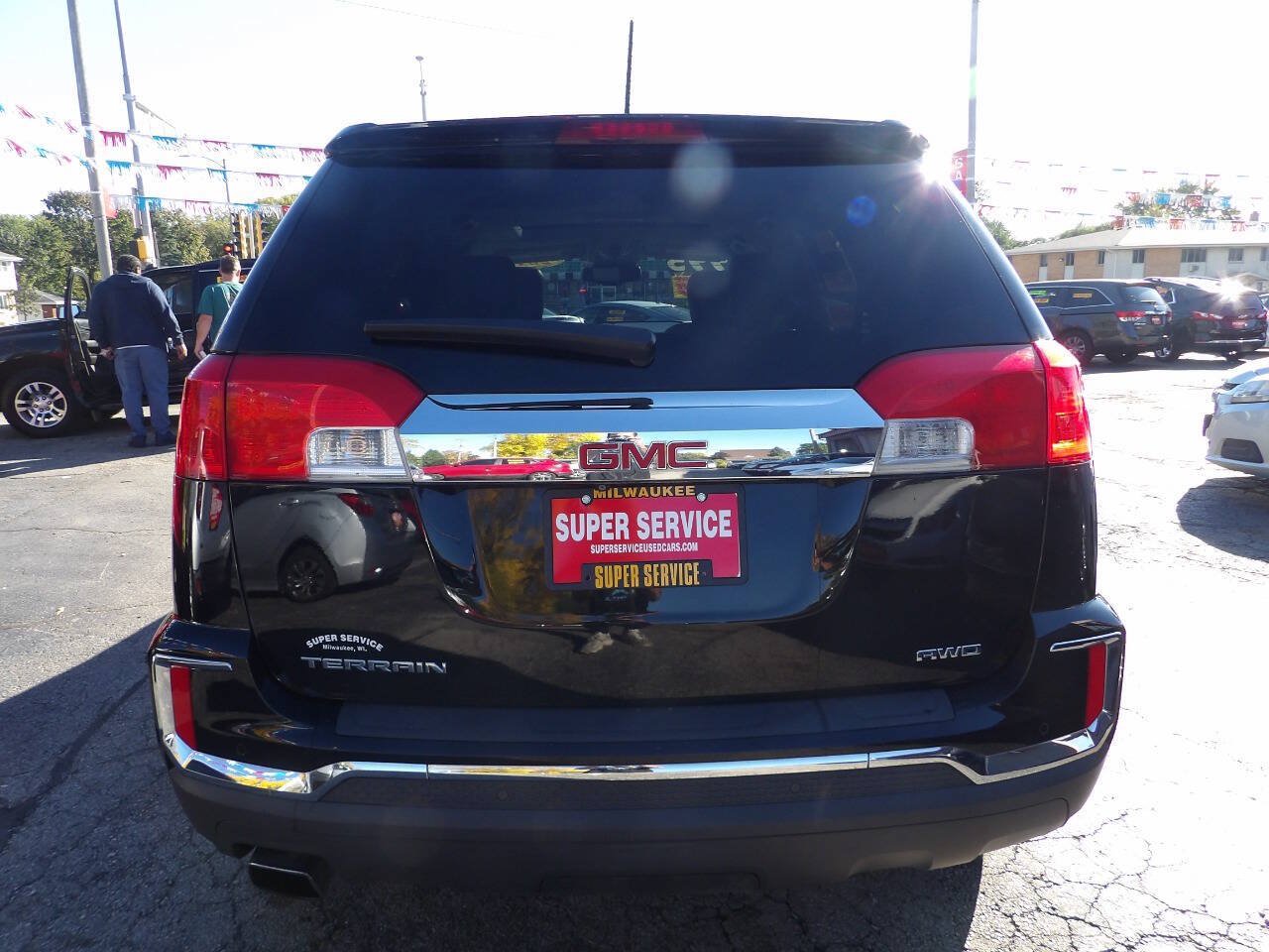 Used 2016 GMC Terrain SLT w/ Driver Alert Package I AWD/4WD image 4