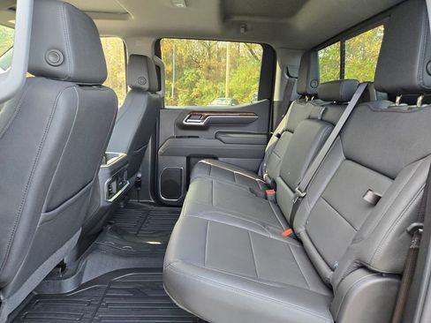 New 2026 GMC Sierra 1500 Elevation w/ Elevation Premium Package AWD/4WD image 10