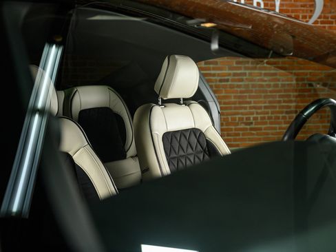 Used 2016 Ford Mustang GT image 30