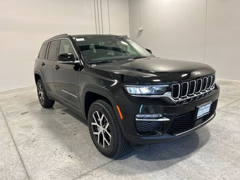 New 2025 Jeep Grand Cherokee Limited image 4