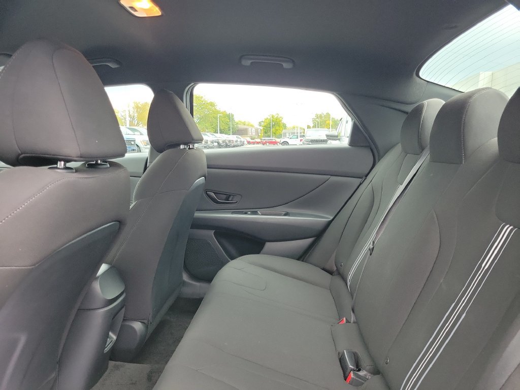 Used 2026 Hyundai Elantra Sport FWD image 14