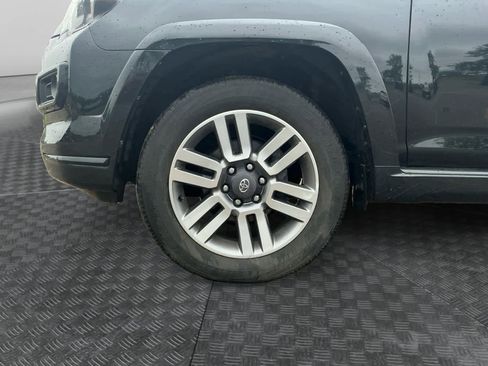 Used 2022 Toyota 4Runner TRD Sport w/ Technology Package AWD/4WD image 14