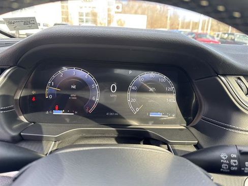 Used 2023 Jeep Grand Cherokee Laredo w/ Trailer Tow Prep Group (B) image 12