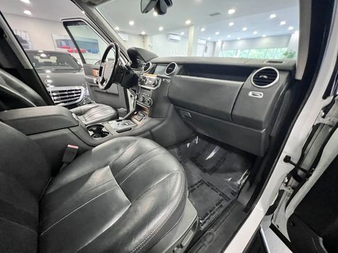 Used 2015 Land Rover LR4 HSE AWD/4WD image 23