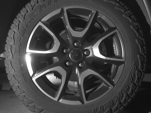 Used 2025 Jeep Compass Trailhawk AWD/4WD image 15