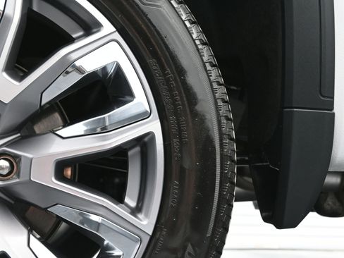 Used 2024 GMC Sierra 1500 Denali w/ Denali Reserve Package image 44