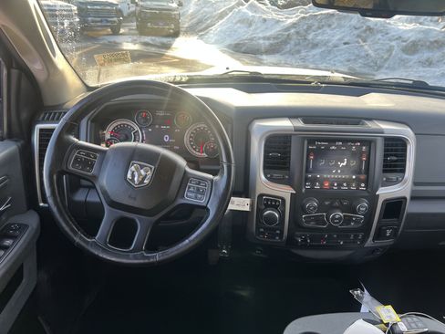 Used 2018 RAM 1500 Big Horn image 12