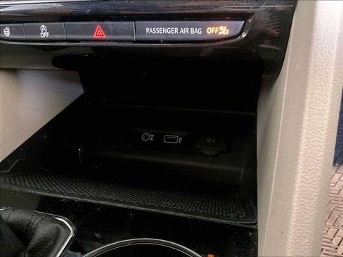Used 2019 Volkswagen Atlas SEL AWD/4WD image 33