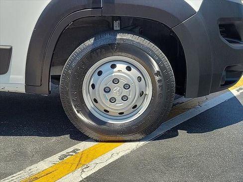 Used 2023 RAM ProMaster 2500 image 24