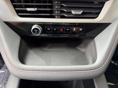 New 2026 Ford Explorer Active AWD/4WD image 13