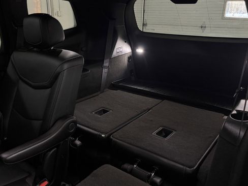 Used 2022 Cadillac XT6 Sport image 31