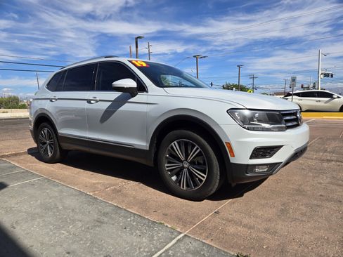 Used 2019 Volkswagen Tiguan SEL FWD image 4