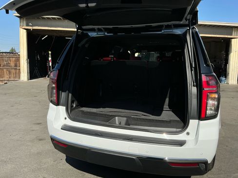 Used 2023 Chevrolet Tahoe LS image 27