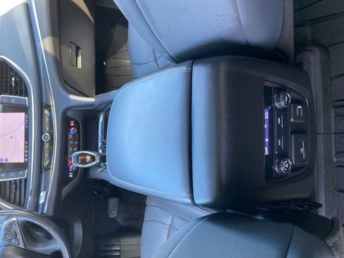 Used 2021 Buick Enclave Essence w/ Experience Buick Package image 27