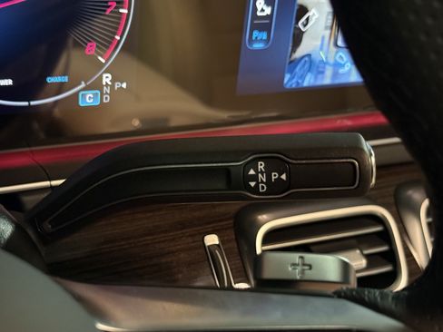 New 2026 Mercedes-Benz GLS 580 4MATIC image 21