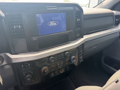 Used 2025 Ford F250 XLT AWD/4WD image 16