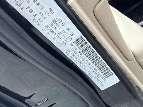 Used 2018 Jeep Grand Cherokee Limited AWD/4WD image 21